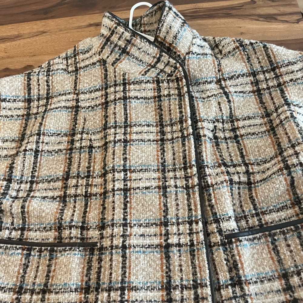 Anthropology cape NWT one size